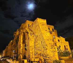 Full moon in Palermo